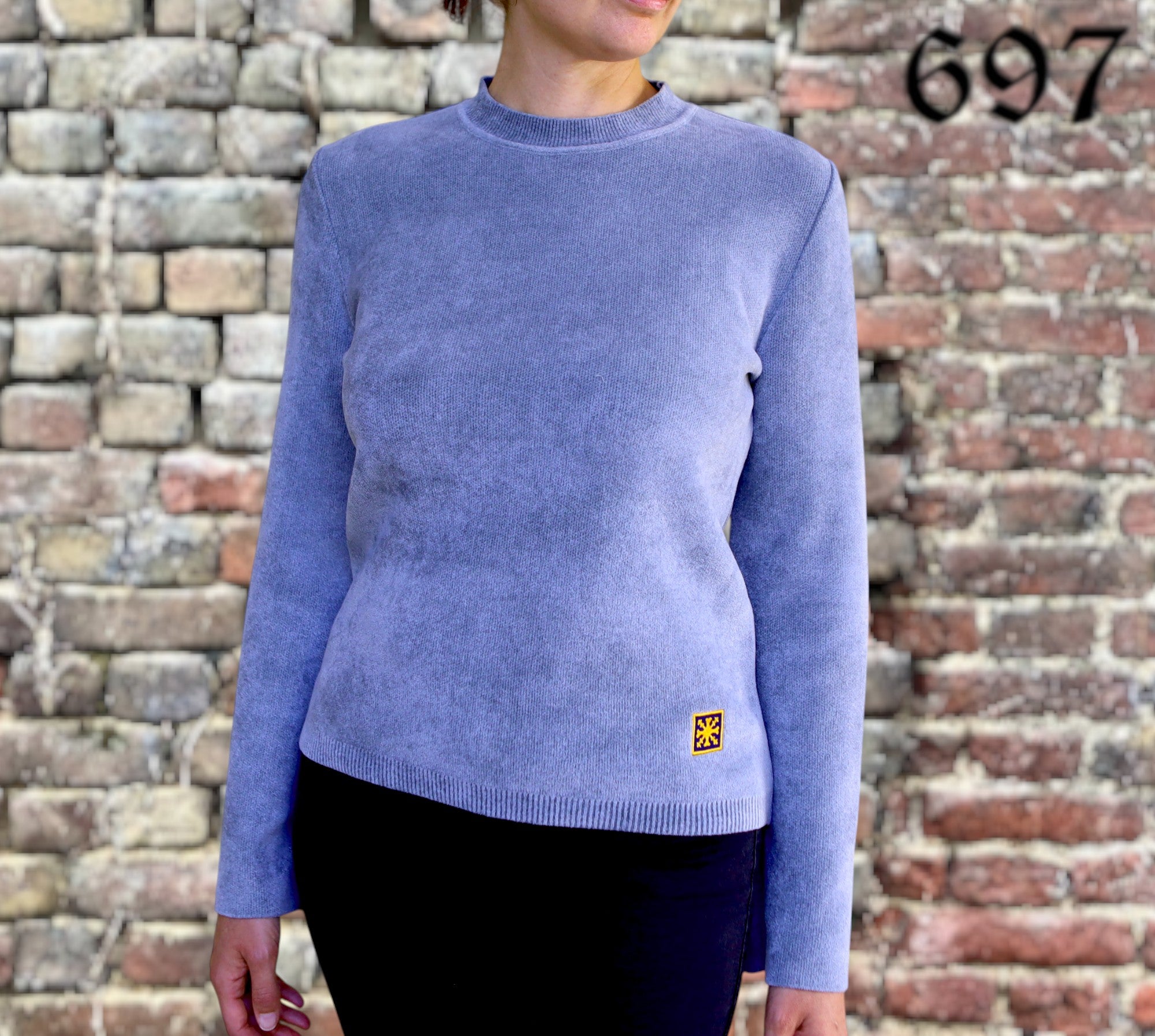 Maglia girocollo con manica diritta