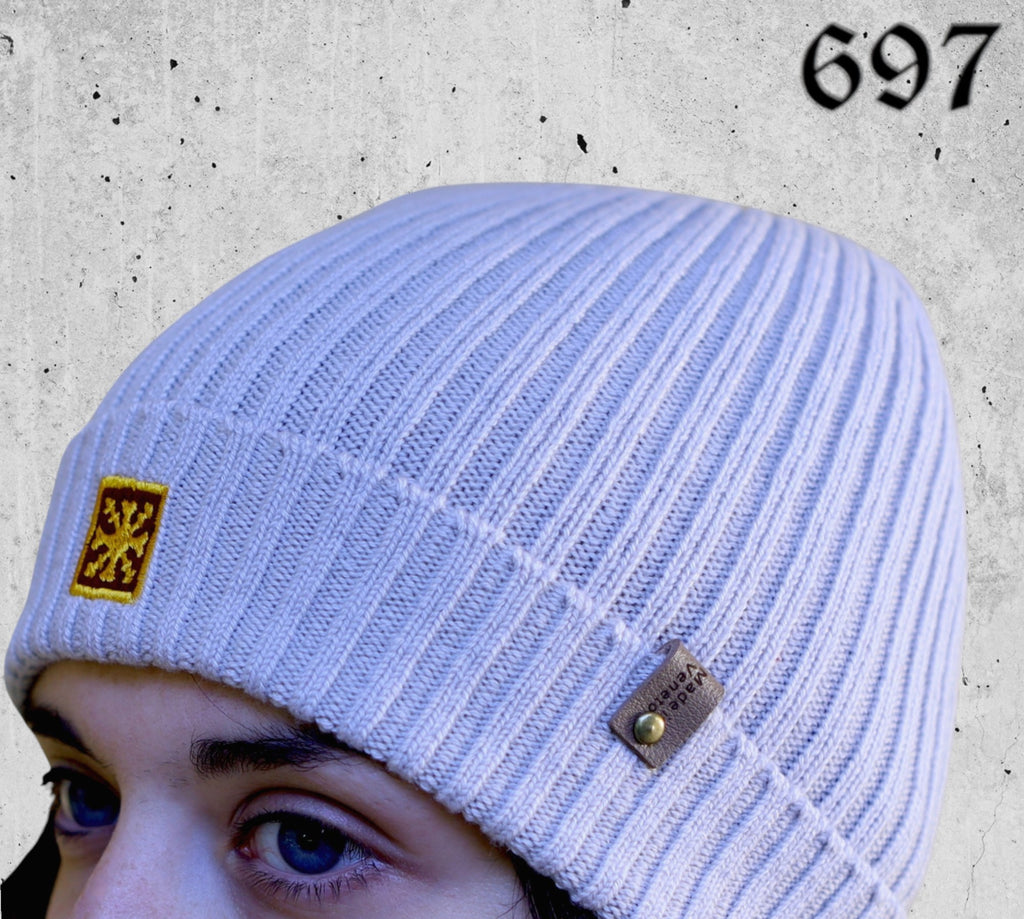 Berretto in Puro Cashmere a Coste Regolare