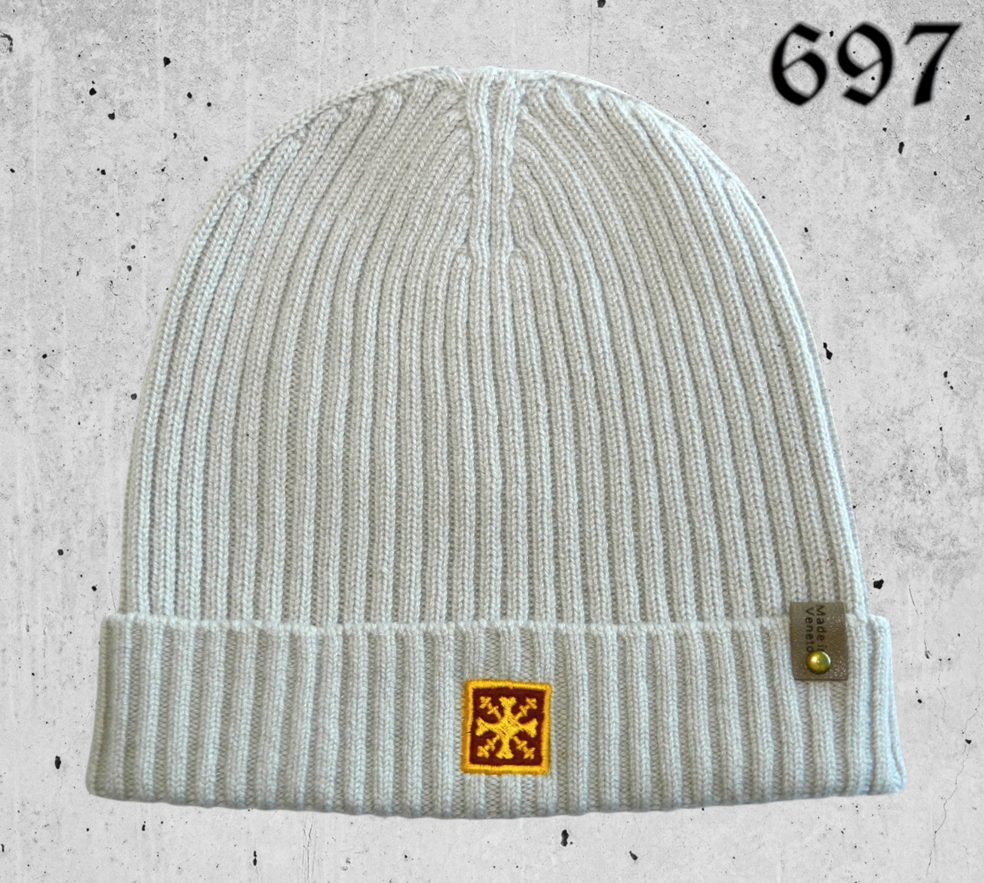 Berretto in Puro Cashmere a Coste Aderente