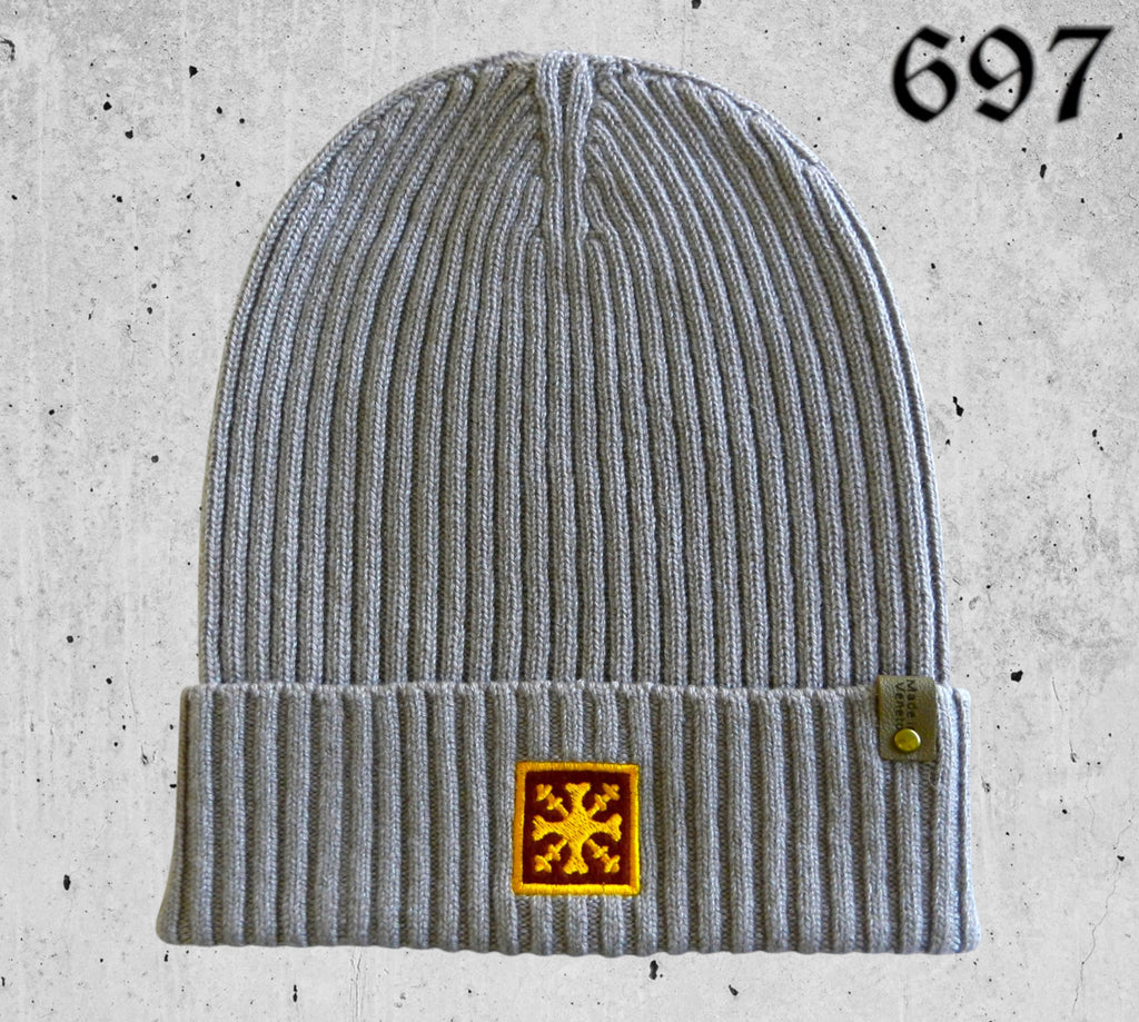 Berretto in Puro Cashmere a Coste Regolare